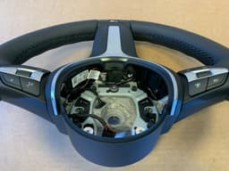 BMW BMW F15 F16 F25 F26 F39 F45 F48 GENUINE USA M Steering Wheel VIBRO ACC — thumbnail 8
