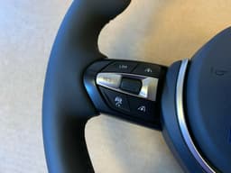 BMW BMW F01 F02 F03 F06 F07 F10 F11 F12 F13 USA M Steering Wheel HEATING VIBRO ACC — thumbnail 3