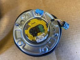 BMW BMW 5 G30 G31 G38 6 G32 X3 G01 G08 X4 G02 OEM USA M Steering Wheel VIBRO ASSIST+ — thumbnail 5
