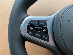 BMW BMW LCI 5 G30 G31 G38 6 G32 X3 G01 G08 X4 G02 OEM M Steering Wheel VIBRIO ACC — thumbnail 3