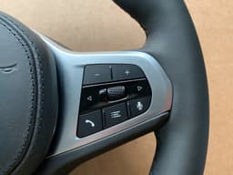 BMW BMW LCI 5 G30 G31 G38 6 G32 X3 G01 G08 X4 G02 OEM M Steering Wheel VIBRIO ACC — thumbnail 4