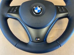 BMW BMW 1 3 X1 X5 X6 E81 E87 E88 E90 E91 E92 E93 E84 E70 E71 E72 M Steering Wheel — thumbnail 2