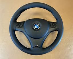BMW BMW 1 3 X1 X5 X6 E81 E87 E88 E90 E91 E92 E93 E84 E70 E71 E72 M Steering Wheel — thumbnail 1