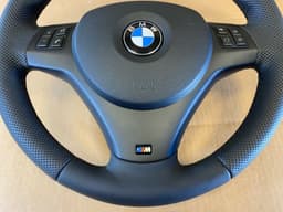 BMW BMW 1 3 X1 X5 X6 E81 E87 E88 E90 E91 E92 E93 E84 E70 E71 E72 M Steering Wheel — thumbnail 2