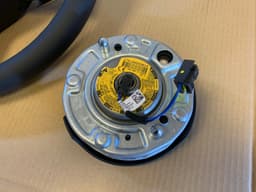 BMW BMW F15 F16 F20 F25 F26 F30 F31 F32 F33 M Steering Wheel G PADDLES HEATING ACC — thumbnail 8