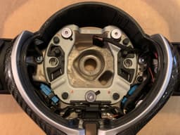 BMW BMW F15 F16 F20 F22 F25 F26 F30 F31 F32 F33 M Perform CARBON Steering Wheel — thumbnail 8