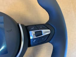 BMW BMW F22 F23 F30 F31 F32 F34 F36 USA GENUINE M Steering Wheel HEATING ACC — thumbnail 4