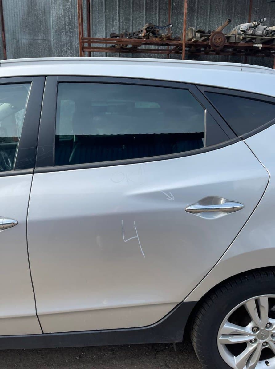 HYUNDAI Door Rear Left HYUNDAI TUCSON II / ix35 I (LM) (2009-2017)