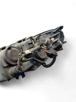 VOLVO 30698848 30698848 30784250 31446847 Headlight right VOLVO V70 II / XC70 I (P80) (2000-2007) — thumbnail 5