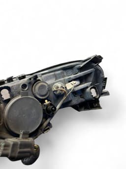 VOLVO 30698848 30698848 30784250 31446847 Headlight right VOLVO V70 II / XC70 I (P80) (2000-2007) — thumbnail 6