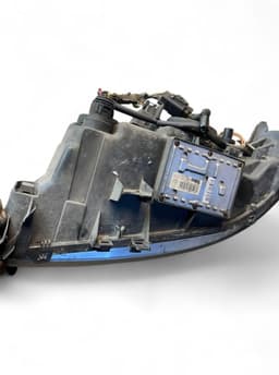 VOLVO 30698848 30698848 30784250 31446847 Headlight right VOLVO V70 II / XC70 I (P80) (2000-2007) — thumbnail 7