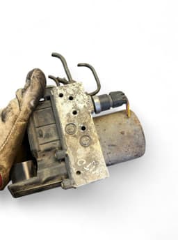 MERCEDES-BENZ A0004469089 0004469089 A0004469089 0265225305 0265950140 0265005303 ABS hydraulic unit / pump MERCEDES-BENZ VITO / V-CLASS (W638) (1996-2003) — thumbnail 6
