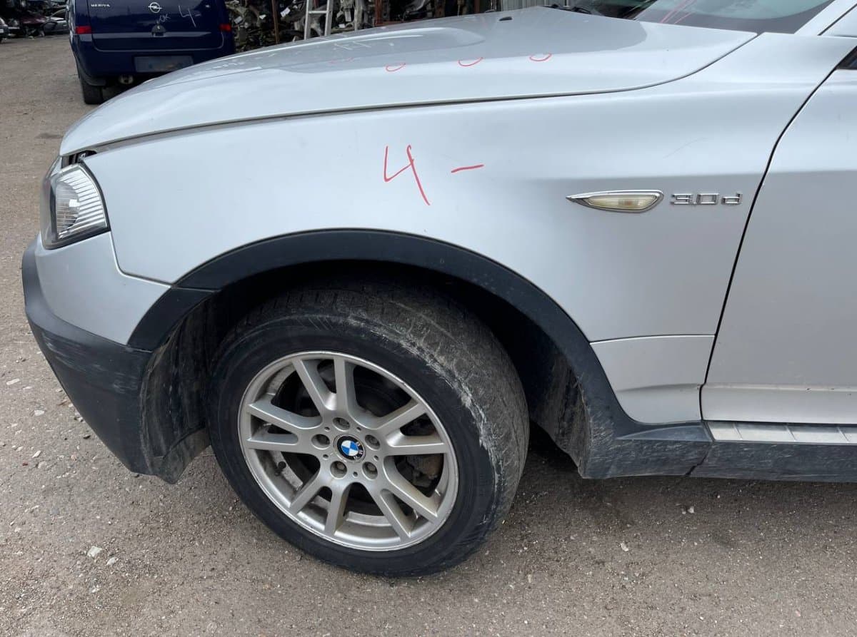 BMW 3403735 Fender Front Left BMW X3 (E83) (2004-2012)
