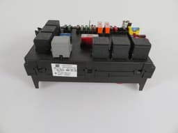 MERCEDES-BENZ A2219006902 A2219067000 Fuse box MERCEDES-BENZ S-CLASS (W221) (2005-2013) — thumbnail 4