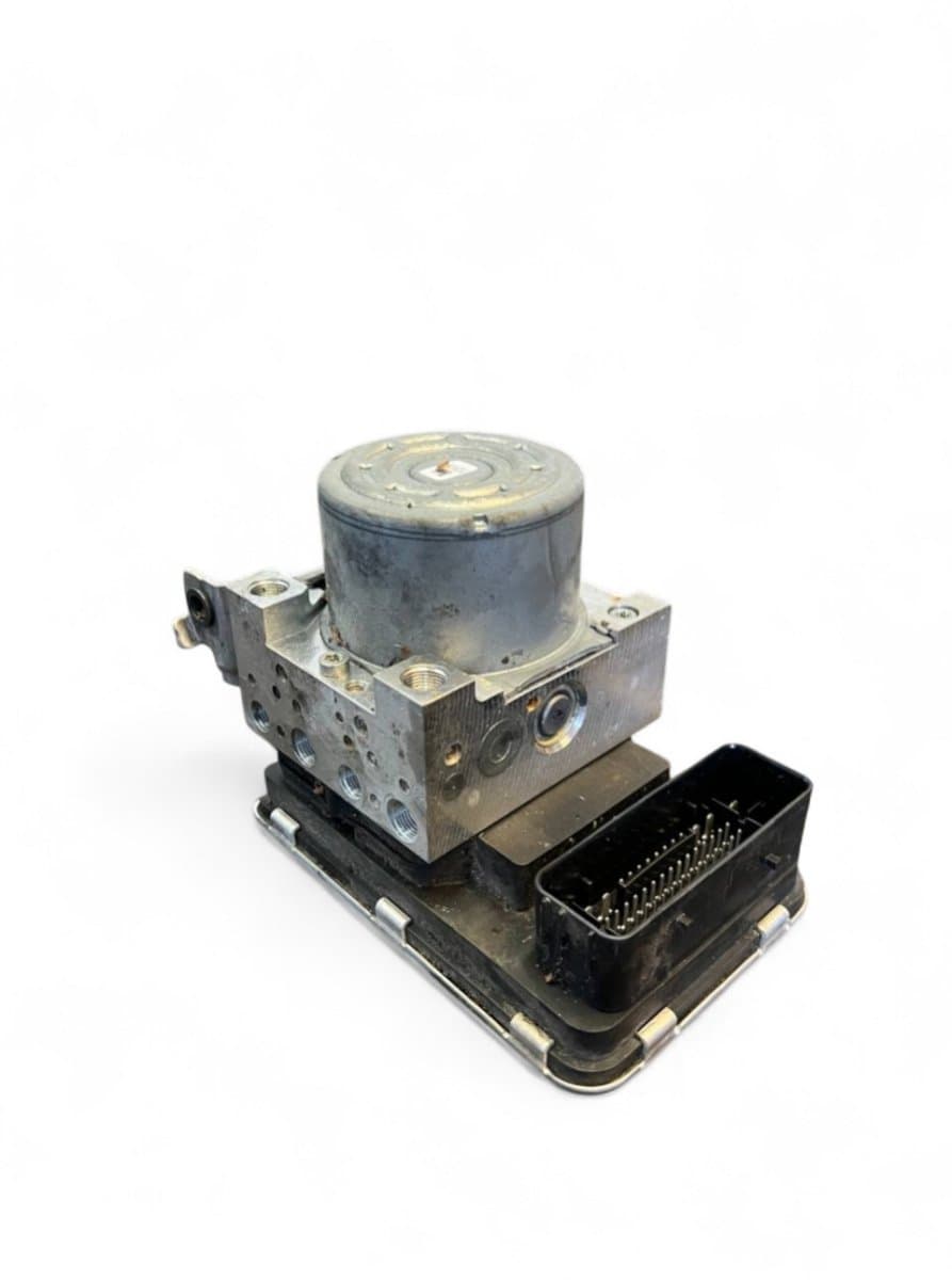 VOLVO 31680098 31680101 P31680101 ABS hydraulic unit / pump VOLVO S90 / V90 (2016-)