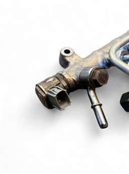 VOLVO 31303612 Fuel Distributor / fuel rail VOLVO S90 / V90 (2016-) — thumbnail 5