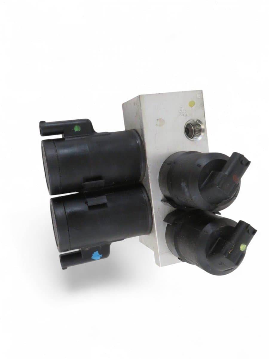 MERCEDES-BENZ A2203200358 A2203201258 Air suspension valve block MERCEDES-BENZ SL-CLASS (R230) (2001-2012)