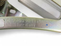 MERCEDES-BENZ A2307901371 A2307901571 Convertible top bracket left MERCEDES-BENZ SL-CLASS (R230) (2001-2012) — thumbnail 4