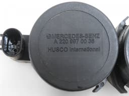 MERCEDES-BENZ A2203200358 A2203201258 Air suspension valve block MERCEDES-BENZ SL-CLASS (R230) (2001-2012) — thumbnail 4