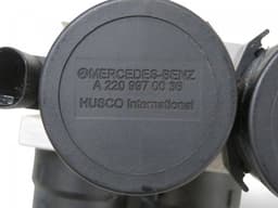 MERCEDES-BENZ A2203200358 Air suspension valve block MERCEDES-BENZ SL-CLASS (R230) (2001-2012) — thumbnail 5