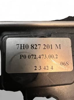 VW 7H0827201M Rear Panel Door Lock Left VW TRANSPORTER T5 / MULTIVAN (7H, 7E, 7J) (2003-2015) — thumbnail 6