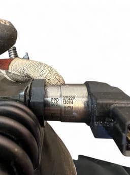 VW 03G130073T Fuel Injector VW PASSAT B6 (3C) (2005-2010) — thumbnail 9
