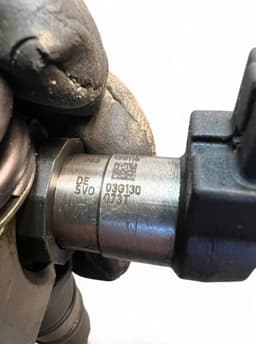 VW 03G130073T Fuel Injector VW PASSAT B6 (3C) (2005-2010) — thumbnail 8