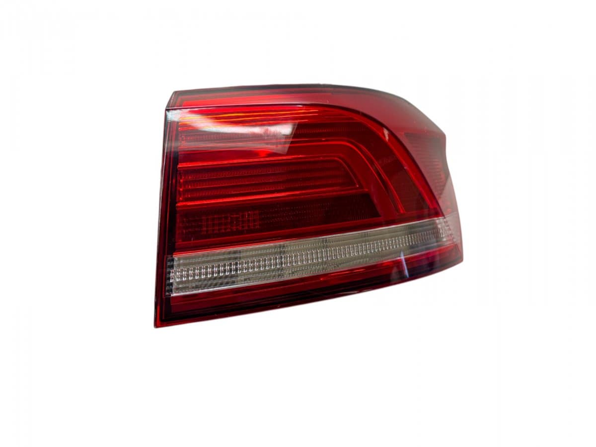 VW 3G9945312 Tail light, right VW PASSAT B8 (3G) / ALLTRACK (2014-2023)