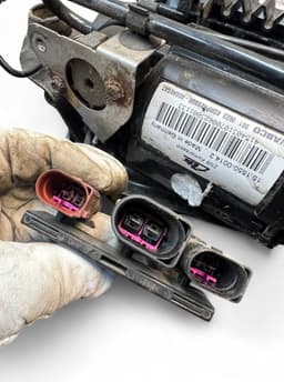 VW 3D0616005K Air Suspension Compressor VW PHAETON (3D) (2002-2016) — thumbnail 6