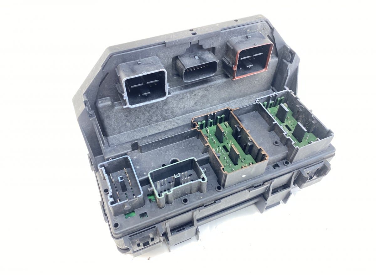 04692315AI Fuse box JEEP GRAND CHEROKEE IV (WK, WK2) (2010-2021)
