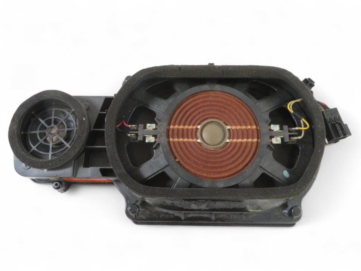MERCEDES-BENZ A2048205702 Subwoofer MERCEDES-BENZ CLA (C117, X117) (2013-2019)