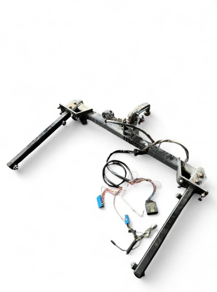 Towbar MERCEDES-BENZ E-CLASS (W212) (2009-2016)