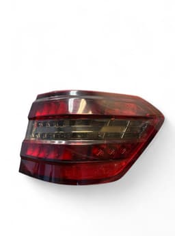 MERCEDES-BENZ A2128202064 A2128204064 2128202064 2128204064 Tail light, right MERCEDES-BENZ E-CLASS (W212) (2009-2016) — thumbnail 1