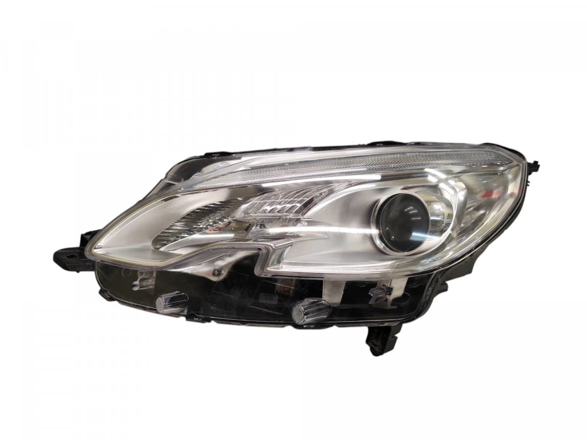 PEUGEOT 90015175 9677810180 Headlight left PEUGEOT 2008 I (A94) (2013-2019)