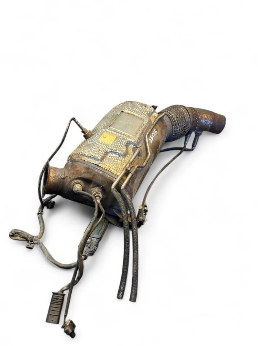 BMW 8599735 8599738 8587749 18328587749 Catalyc Converter BMW 5 (G30, G31) (2016-2024)