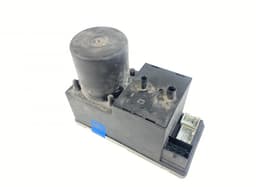AUDI 8L0862257Q Central Locking Vacuum Pump AUDI A8 (4D2, 4D8) (1994-2002) — thumbnail 1