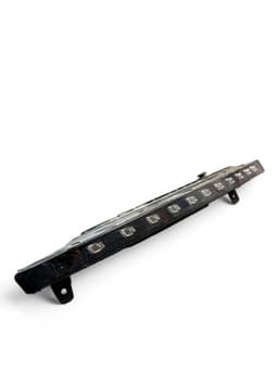 AUDI 4L0953042E Position Light front right AUDI Q7 (4L) (2006-2015) — thumbnail 3