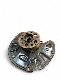 MERCEDES-BENZ A2044211120 2044211120 A2043323301 2043323301 Wheel bearing housing front left MERCEDES-BENZ C-CLASS (W204) (2007-2013) — thumbnail 1