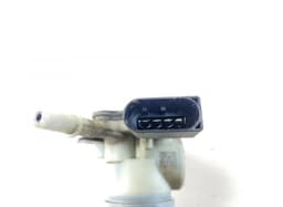 VW 5Q0198975 AdBlue Pump VW TOURAN (5T1) (2015-) — thumbnail 3