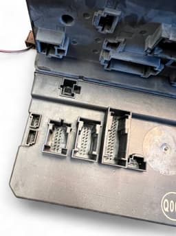 MERCEDES-BENZ 6399005400 A6395450801 6395450801 Body control module (BCM) MERCEDES-BENZ VITO / VIANO (W639) (2003-2014) — thumbnail 9