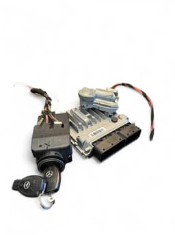 MERCEDES-BENZ A6511501879 A0054469640 A6399002201 A0375456132 6511501879 0054469640 6399002201 0375456132 Engine Control Unit / module (ECU) MERCEDES-BENZ VITO / VIANO (W639) (2003-2014) — thumbnail 3