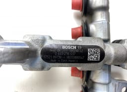 INFINITI 0445216037 0445216033 0281006045 Fuel Distributor / fuel rail INFINITI QX50 I (J50) (2013-2017) — thumbnail 6