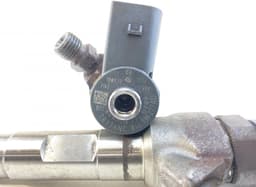 VW 0445110473 0445110472 0986435259 Fuel injector set VW TOURAN (5T1) (2015-) — thumbnail 4