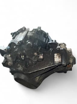 VOLVO 8252132 Gearbox VOLVO V70 II / XC70 I (P80) (2000-2007) — thumbnail 8