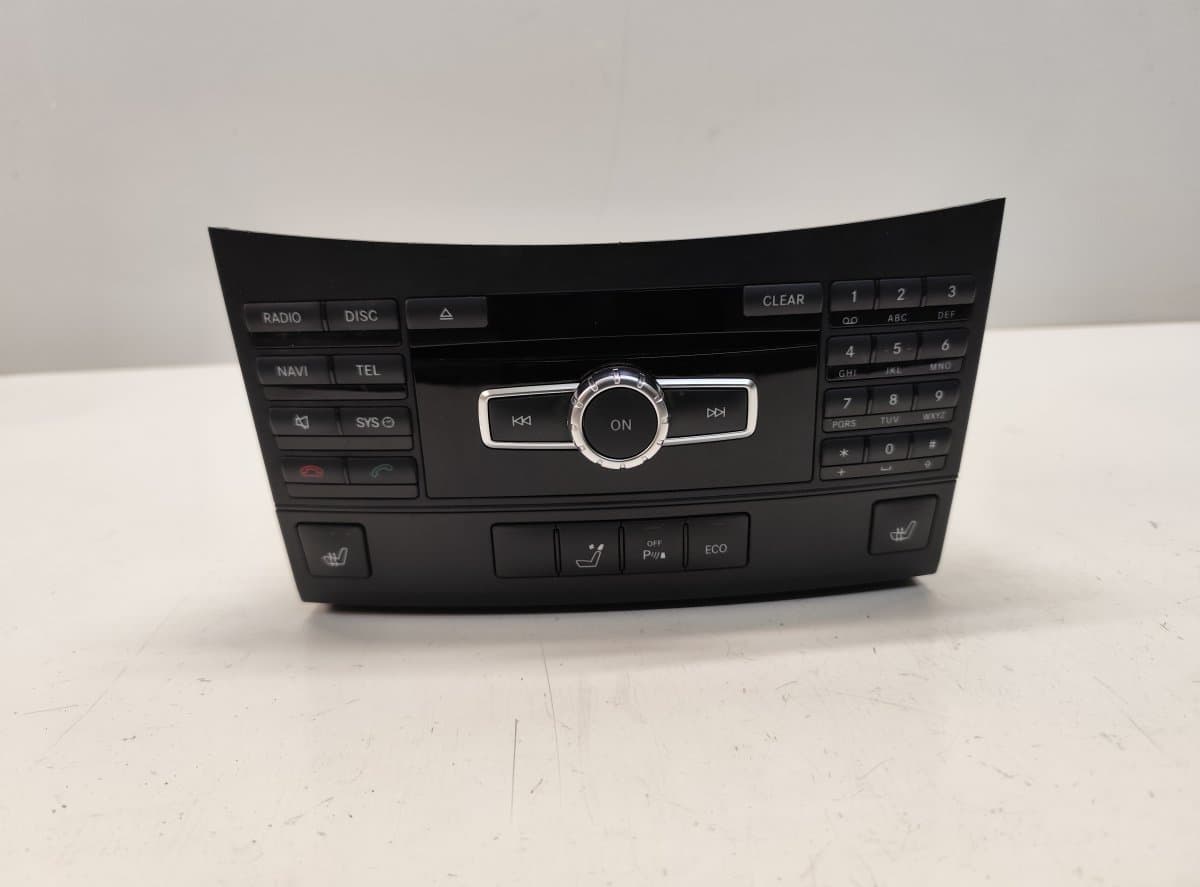 MERCEDES-BENZ A2129001217 A2129013804 Radio MERCEDES-BENZ E-CLASS (W212) (2009-2016)