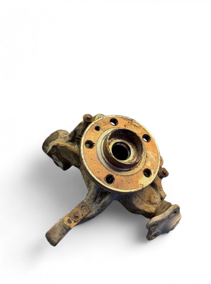 VOLVO Wheel bearing housing front right VOLVO V70 III (BW) (2007-2016)