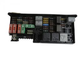 MERCEDES-BENZ A1645403372 A1649820423 Fuse box MERCEDES-BENZ GL-CLASS (X164) (2006-2012) — thumbnail 1
