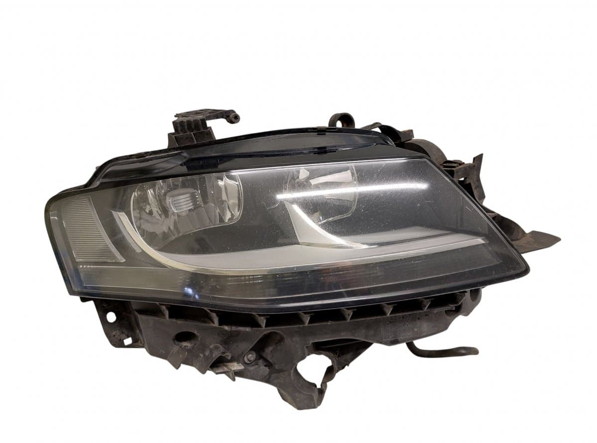 AUDI 8K0941004A 0301240602 Headlight right AUDI A4 / A4 ALLROAD (B8) (2007-2015)