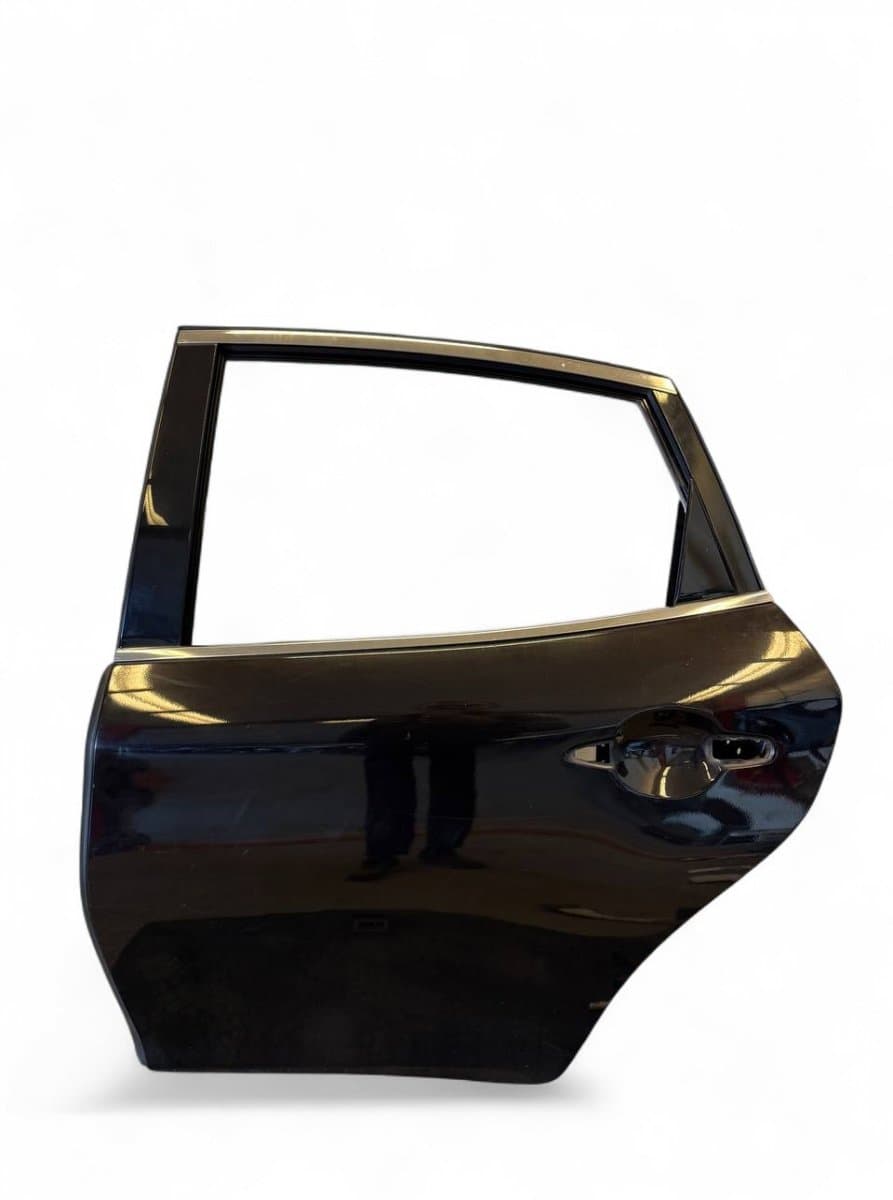 Door Rear Left INFINITI M IV / Q70 (Y51) (2010-2019)