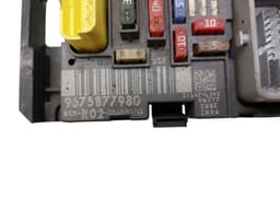 PEUGEOT 9675877980 Fuse box PEUGEOT 5008 I (T87) (2009-2016) — thumbnail 3